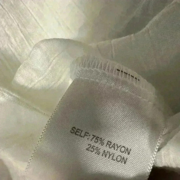 Beach cover White Button Up Top size Medium - Picture 3 of 4